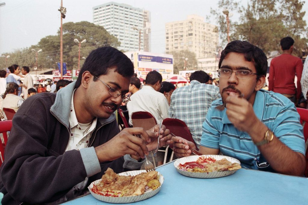 Indian, Chinese, Moghlai and all types of beverages feed the hungry and the thirsty even in a fair called 'Bookfair'.